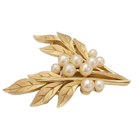 Trifari Crown Over T Gold Tone Faux Pearl Leaf Spray Brooch, Signed K123 - Picture 4 of 9